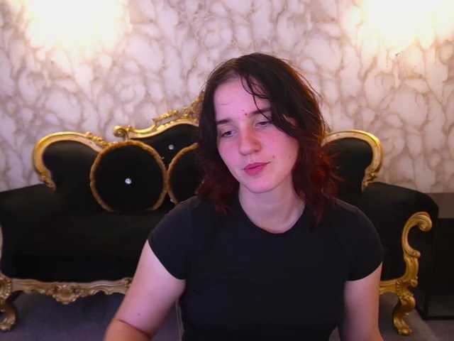 ZlataSky live cam on BongaCams