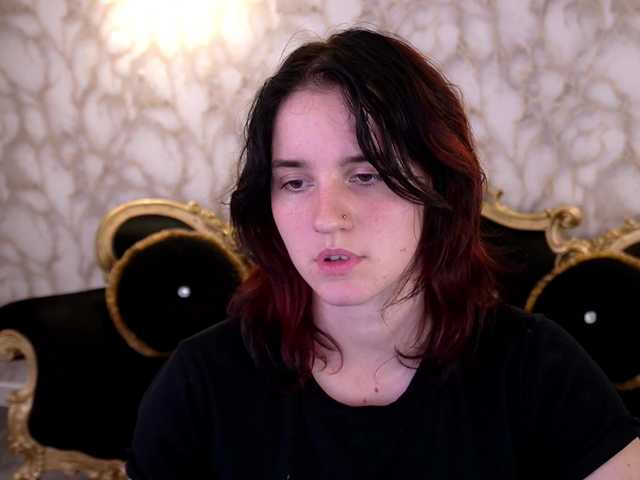 ZlataSky live cam on BongaCams