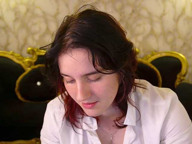 ZlataSky live cam on BongaCams