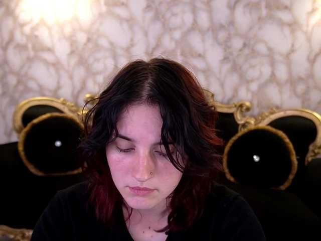 ZlataSky live cam on BongaCams