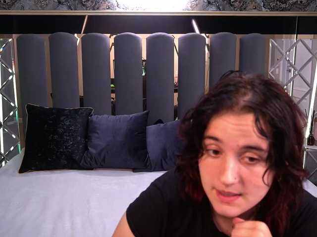 ZlataSky live cam on BongaCams