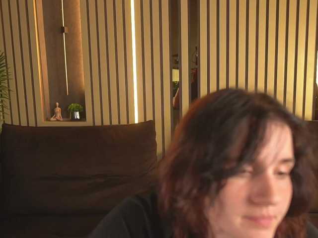 ZlataSky live cam on BongaCams