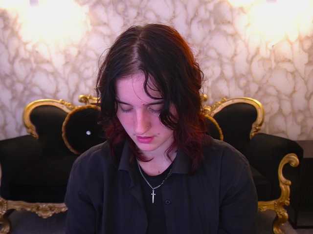 ZlataSky live cam on BongaCams