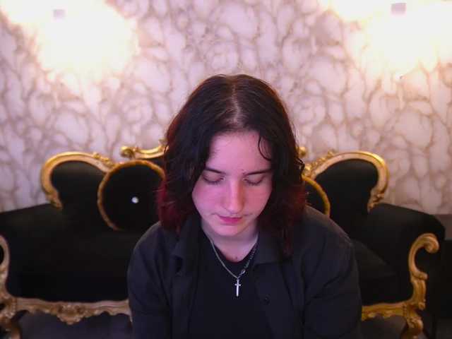 ZlataSky live cam preview