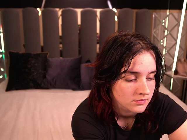 ZlataSky live cam on BongaCams