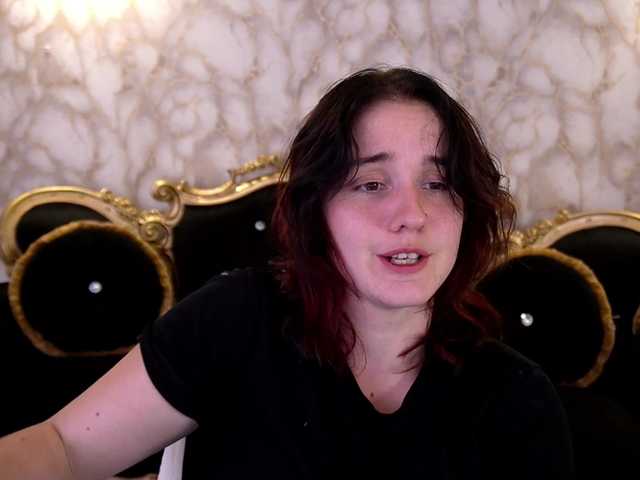 ZlataSky live cam on BongaCams