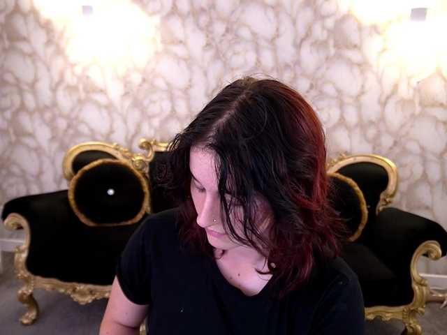 ZlataSky live cam on BongaCams