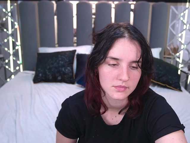 ZlataSky live cam on BongaCams
