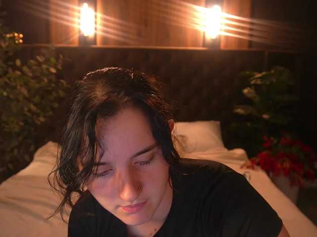 ZlataSky live cam on BongaCams