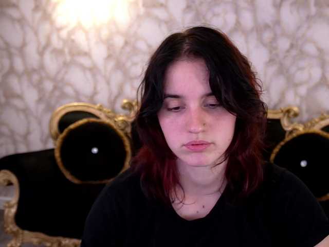 ZlataSky live cam on BongaCams