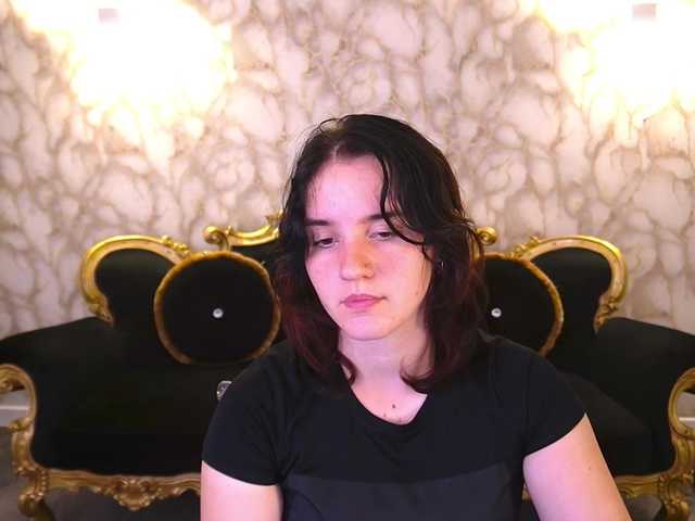 ZlataSky live cam on BongaCams