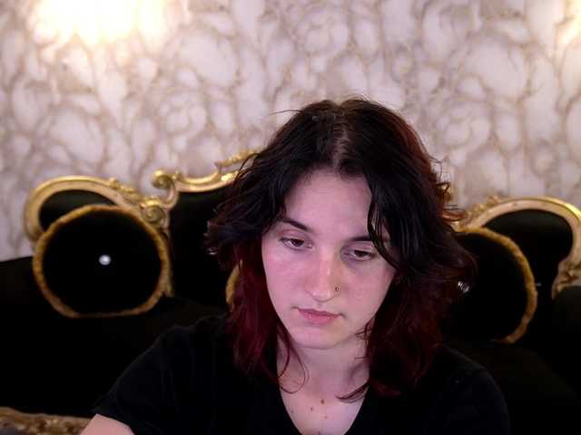 ZlataSky live cam on BongaCams