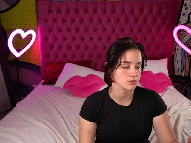 ZlataSky live cam on BongaCams
