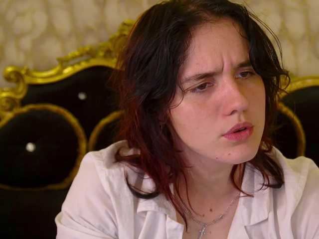 ZlataSky live cam on BongaCams