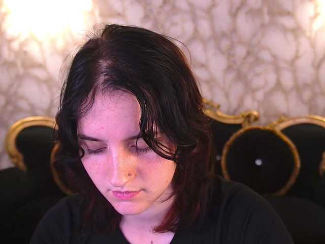 ZlataSky live cam on BongaCams