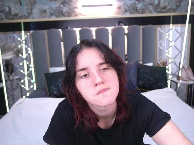 ZlataSky live cam on BongaCams