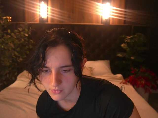 ZlataSky live cam on BongaCams