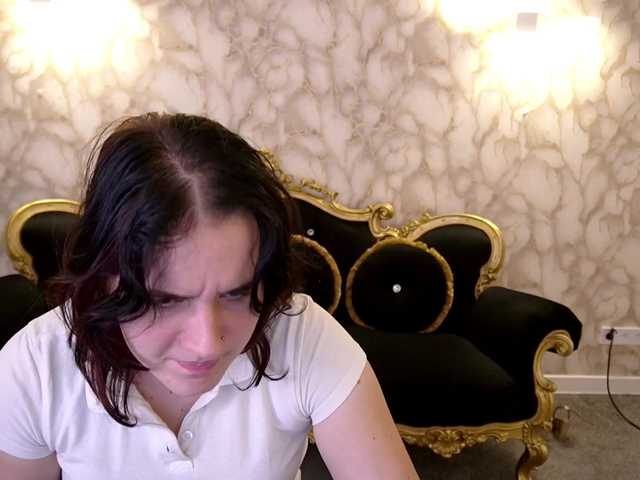 ZlataSky live cam