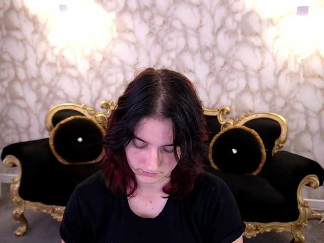 ZlataSky live cam on BongaCams