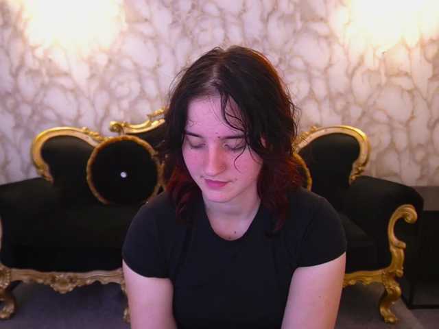 ZlataSky live cam on BongaCams