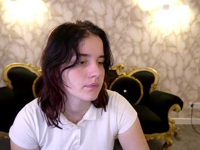ZlataSky live cam on BongaCams