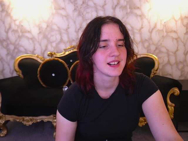 ZlataSky live cam on BongaCams