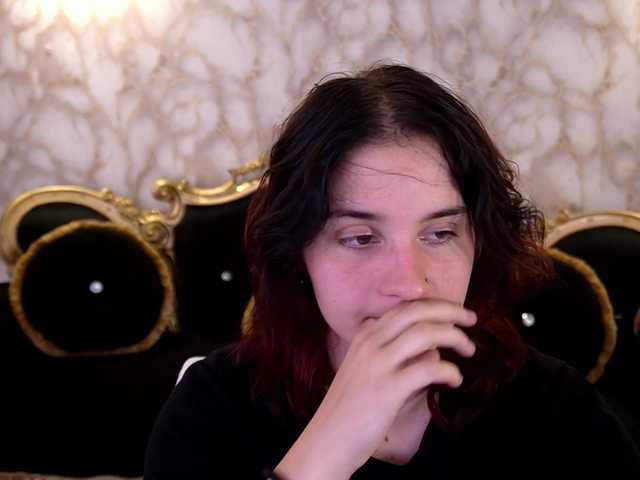 ZlataSky live cam on BongaCams
