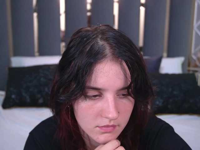 ZlataSky live cam on BongaCams