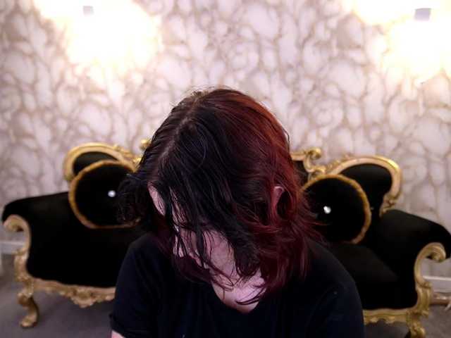 ZlataSky live cam on BongaCams