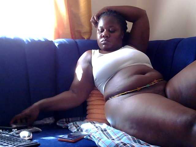 HotpussyF live cam on BongaCams