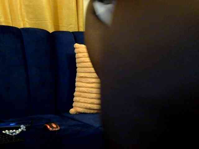HotpussyF webcam