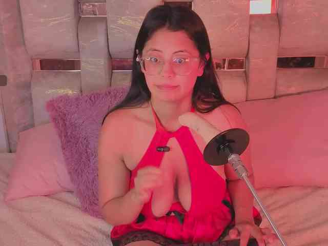 Natalievalvet webcam