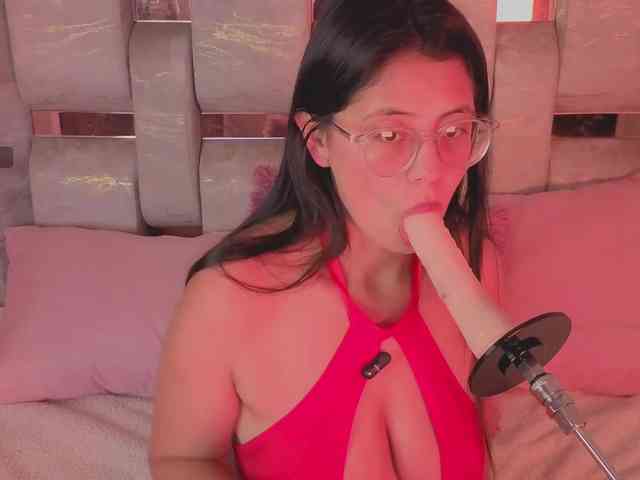 Modèle: Natalievalvet