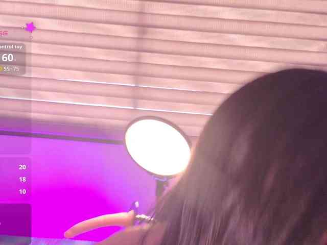 Natalievalvet webcam