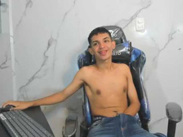 littlecum18