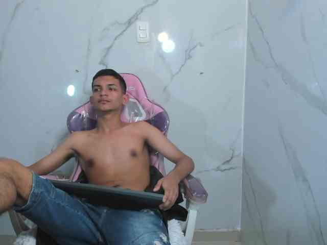 littlecum18