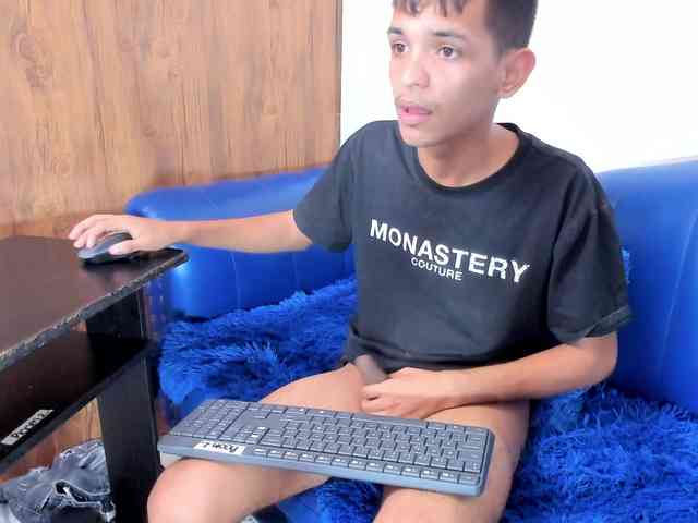 littlecum18