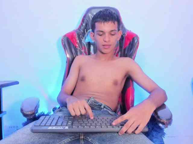 littlecum18