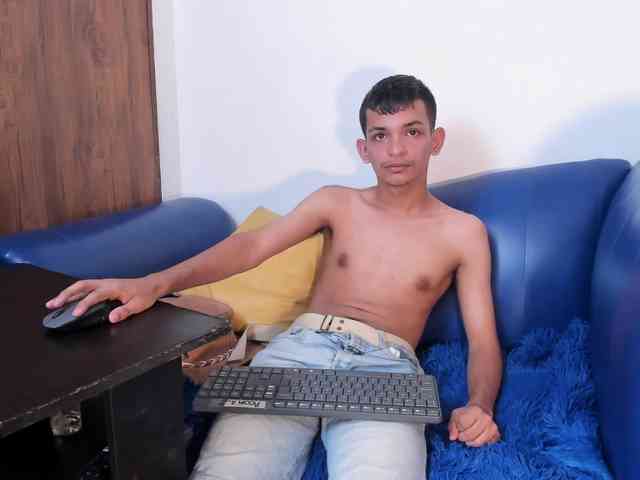 littlecum18