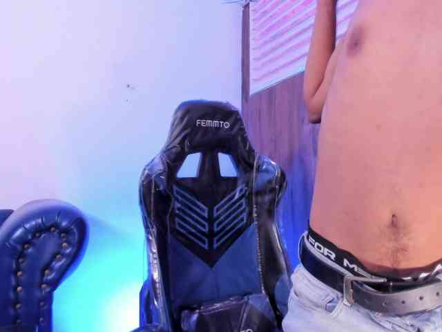 littlecum18