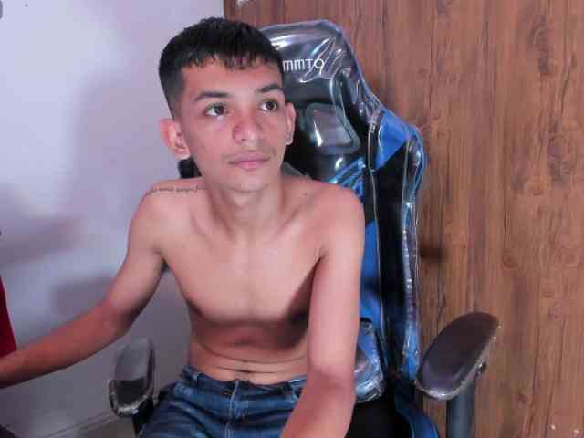 littlecum18