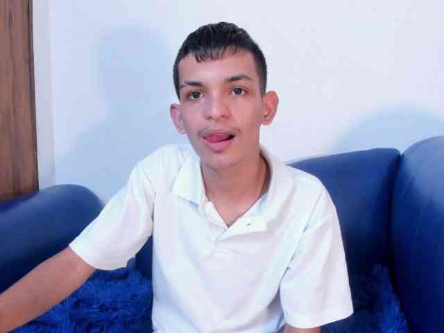 littlecum18