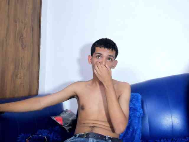 littlecum18 littlecum18