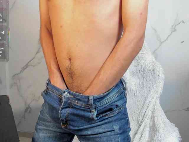 littlecum18