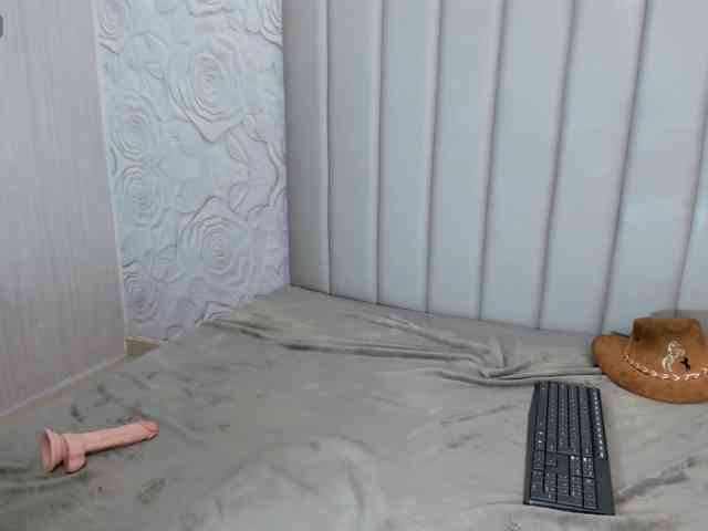 littlecum18 littlecum18