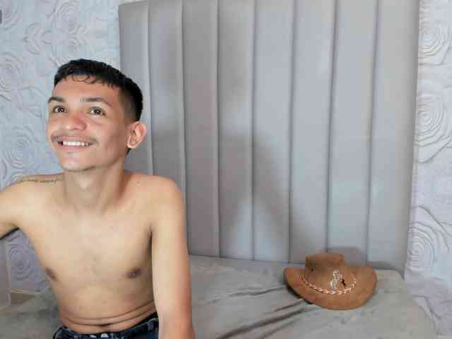 littlecum18