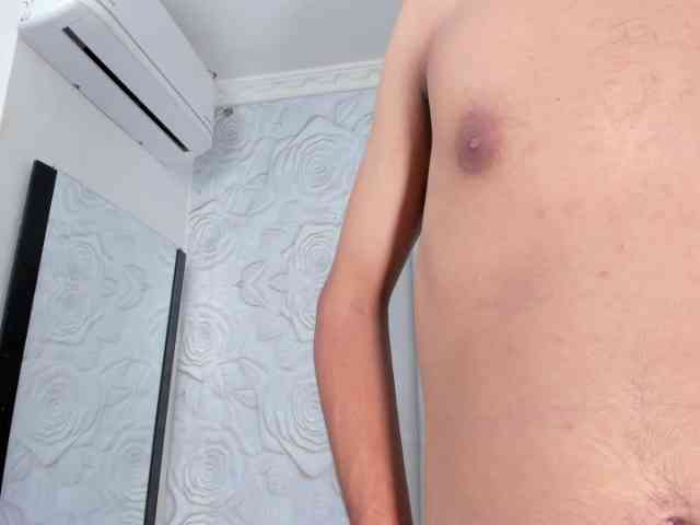 littlecum18