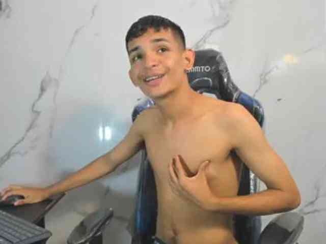 littlecum18