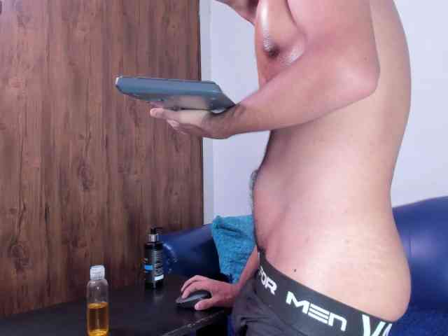 littlecum18