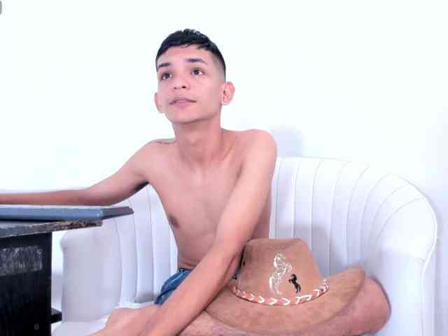 littlecum18
